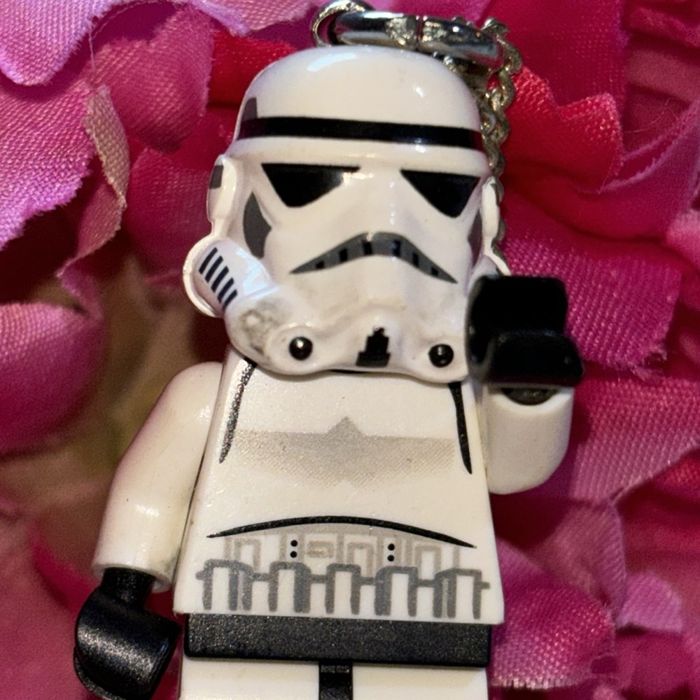 Lego Minifig Stormtrooper LEGO 853946 Star Wars Stormtrooper Minifigure necklace